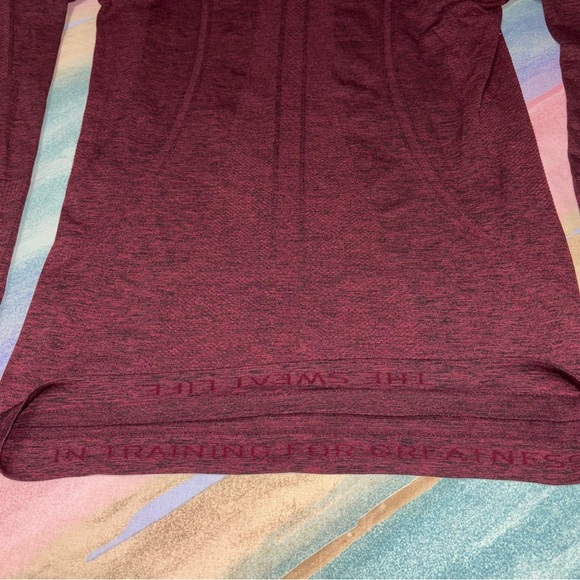 LULULEMON Swiftly Tech Long Sleeve Crew Star Ruby/Black Red Women’s Size 8 - Picture 8 of 9